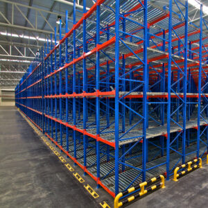 Gravity flow pallet racks in a distribution warehouse, Portland Oregon