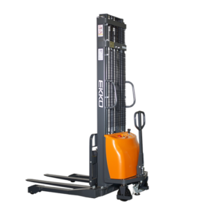 EA15-Semi-Electric Straddle Stackers Series